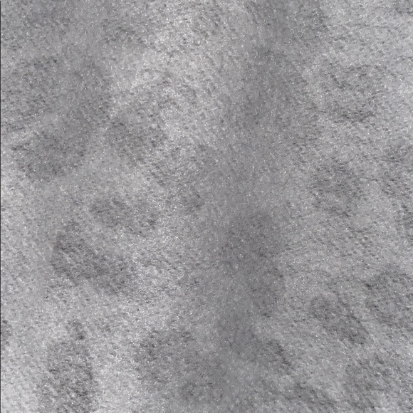 trendy animal print sweater - Picture 2 of 3